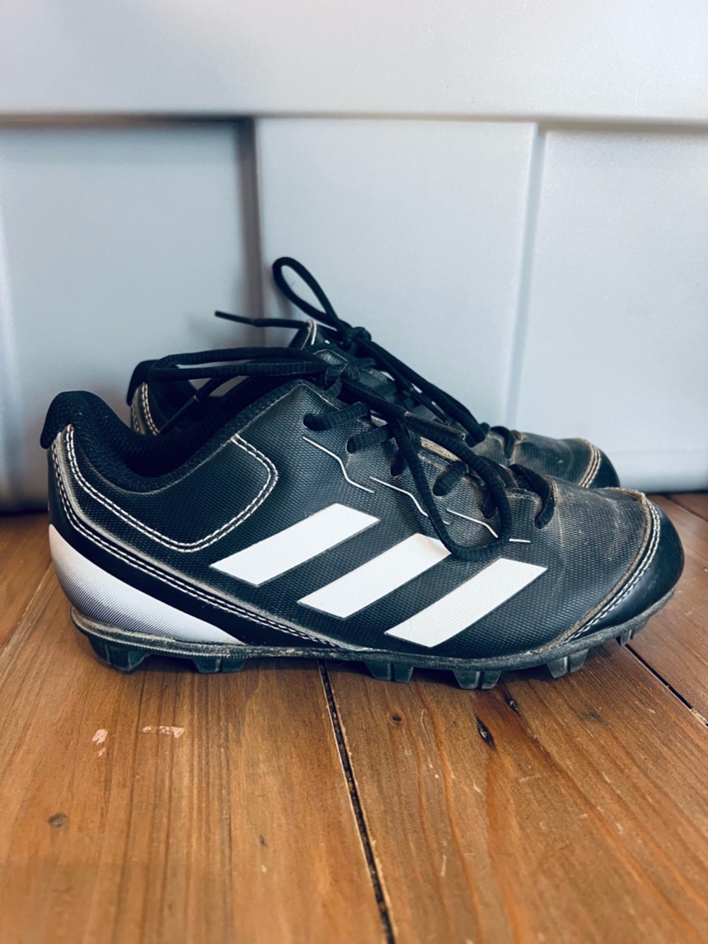 Adidas Youth Ball Cleats Size 1